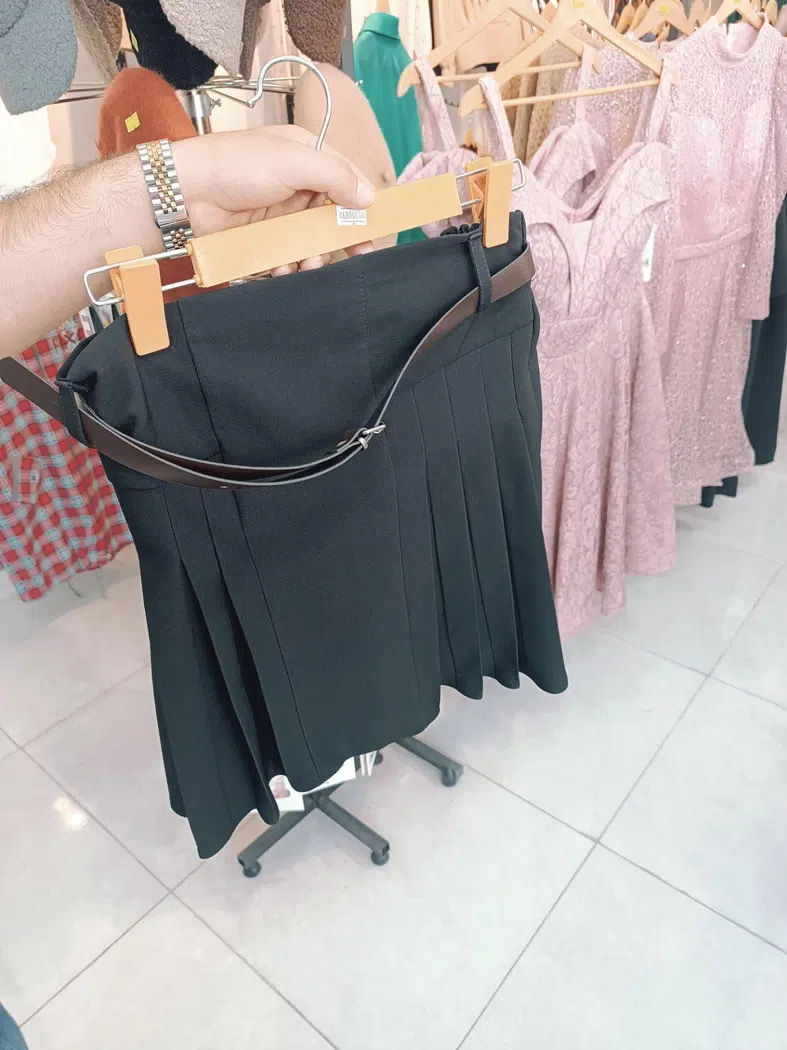 پوشاک نایلی
