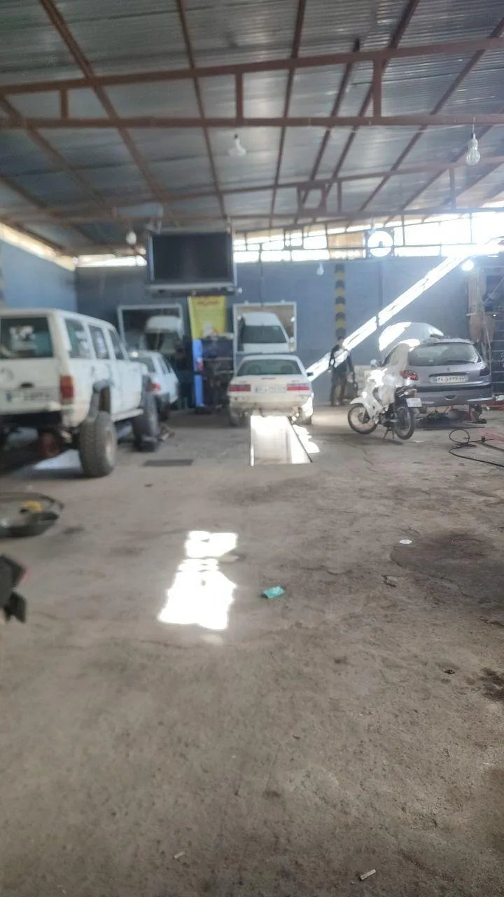فروشگاه لوازم یدکی رئیسی