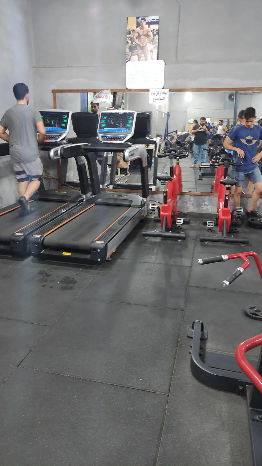 باشگاه بدنسازی فتحی