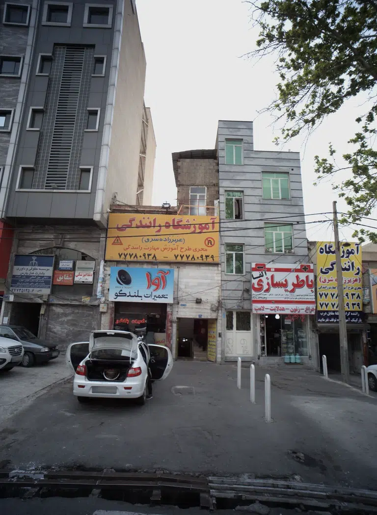 تعمیرات بلندگو خودرو آوا
