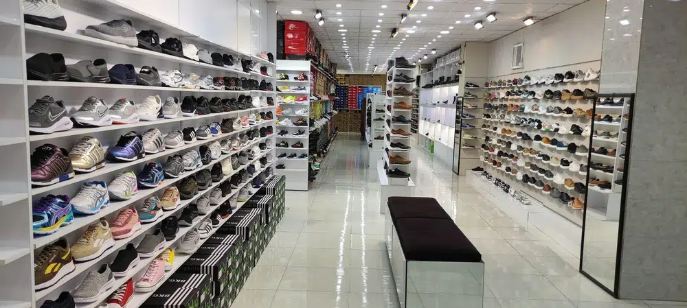 کفش آرجی کرج گوهردشت