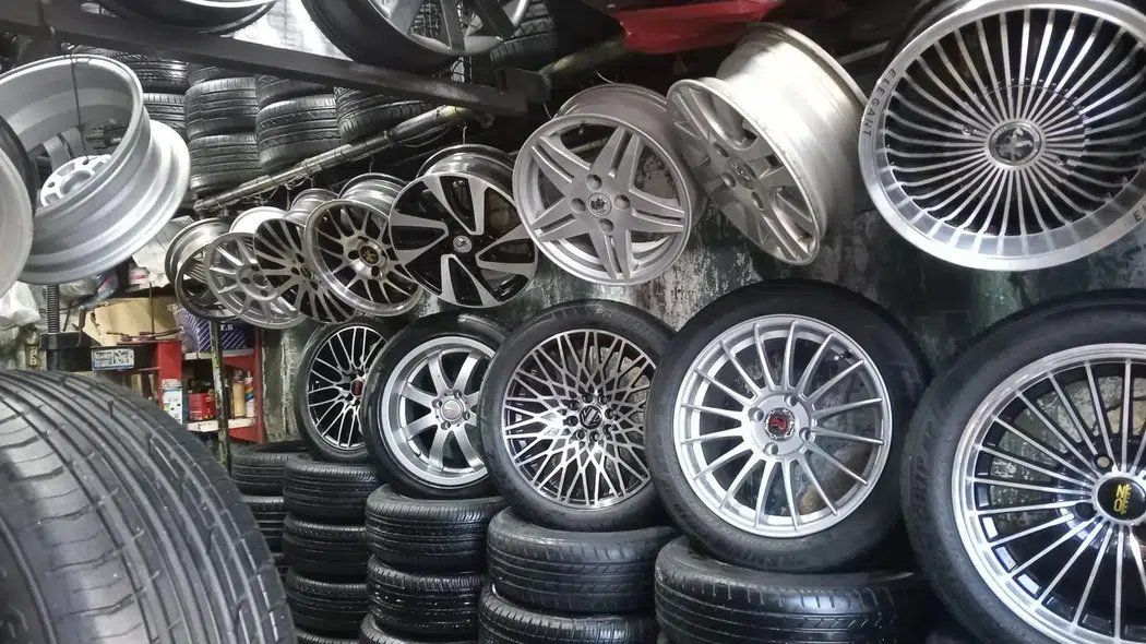 رینگ و لاستیک خدمات سرویس زاپاس