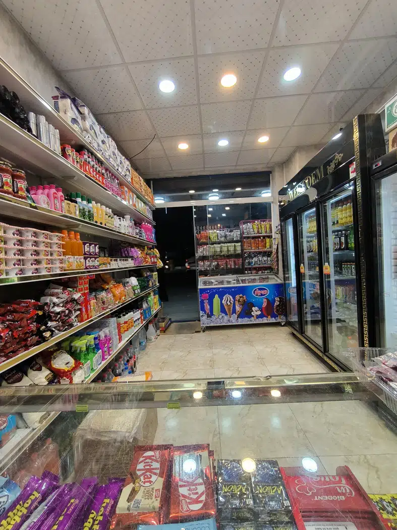 سوپرمارکت دهکده