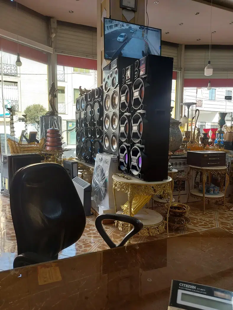 فروشگاه لوازم خانگی 110 کوثر رزاقی