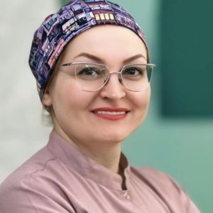 Dr.farinaz kolahi